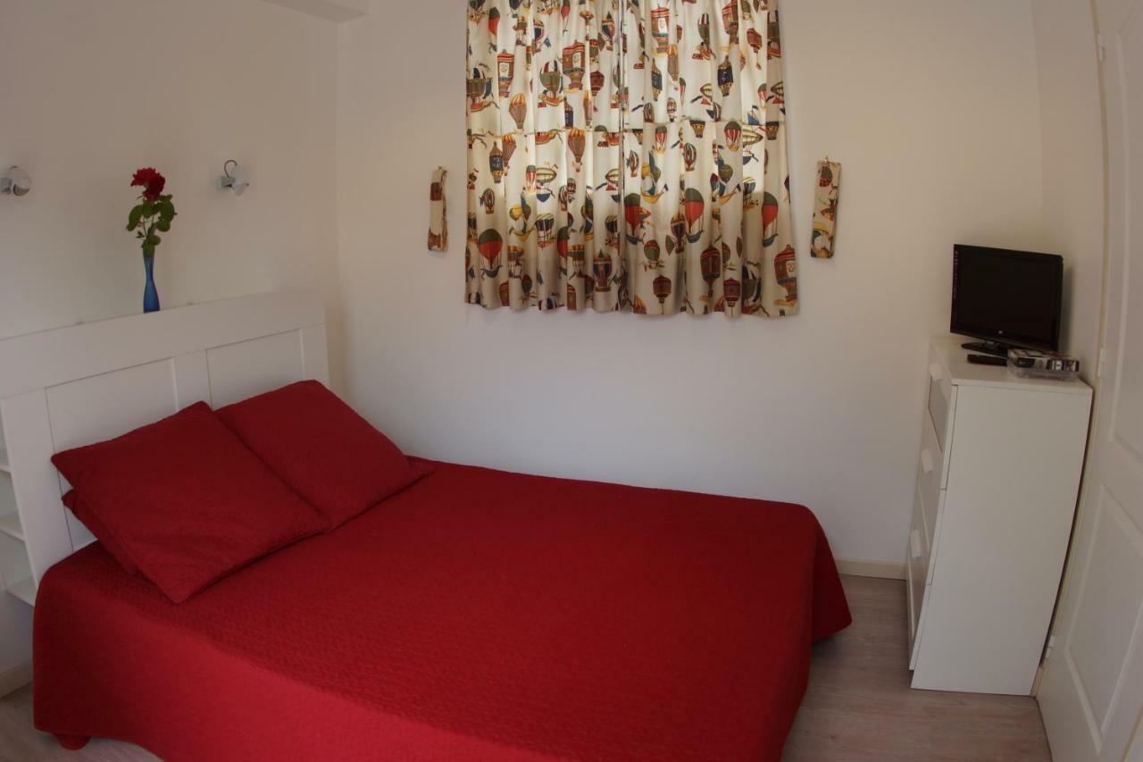Le Petit Nid Villa Neuille-le-Lierre Bagian luar foto